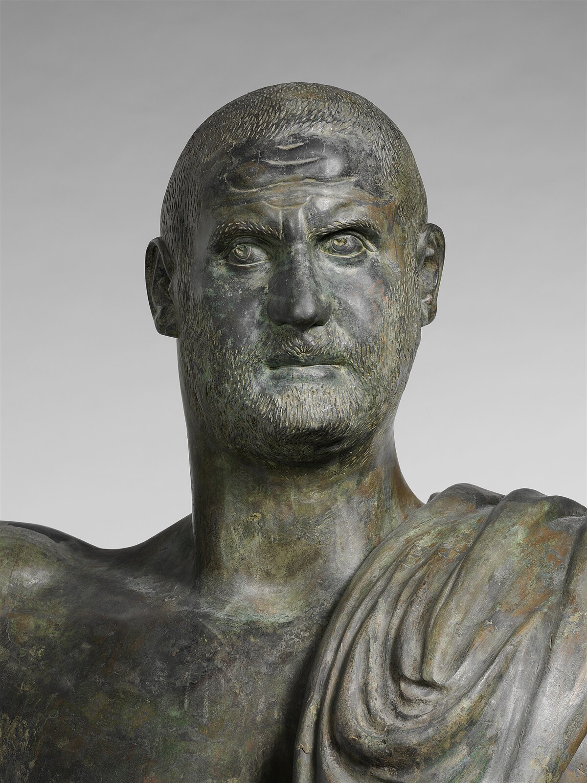 Detaliu din statuia lui Trebonianus Gallus